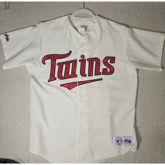 Vintage Majestic Genuine Minnesota Twins Jersey. MADE IN THE USA - Picture 8 of 15